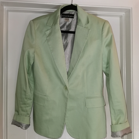 Stylish blazer - Picture 1 of 3